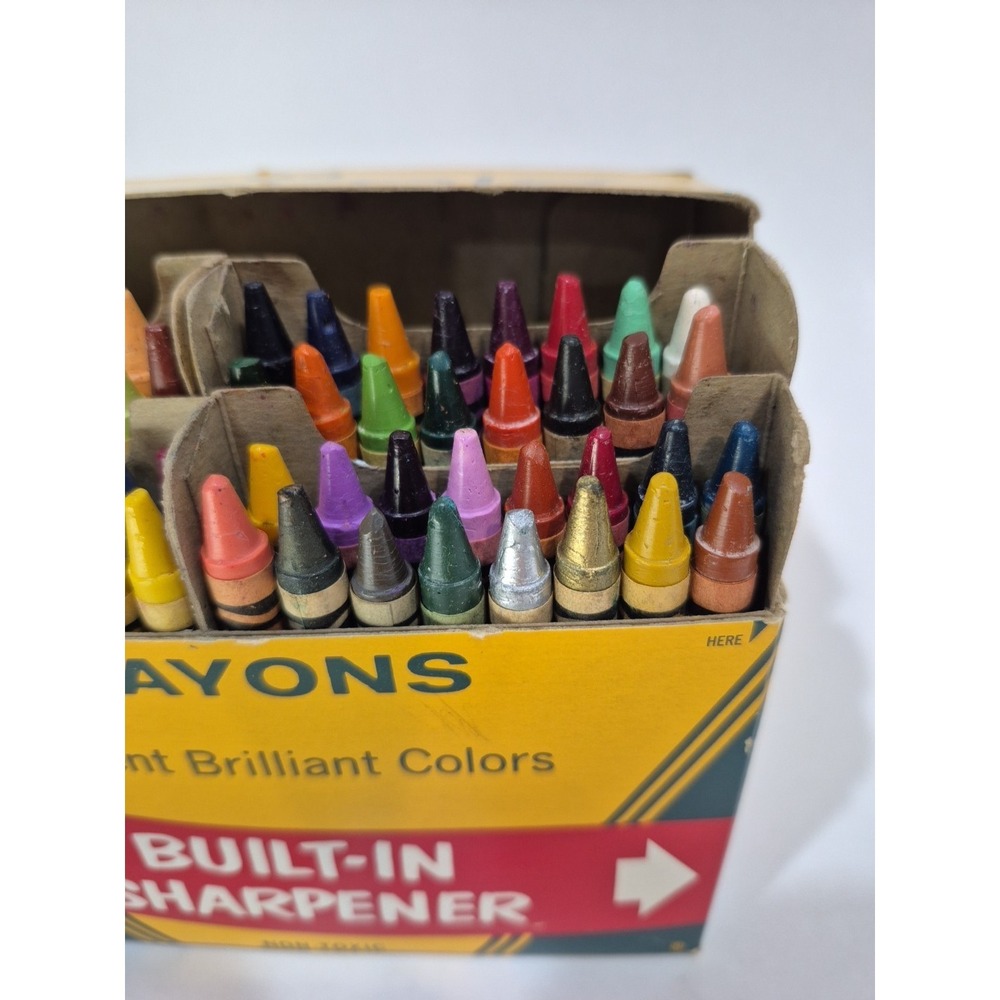 Vintage Crayola Crayons Binney & Smith #64 Box Built In Sharpener Retired Colors - Picture 6 of 7